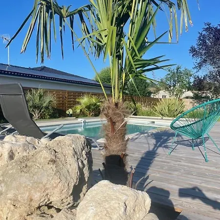 Lomali Maison Familiale Climatisee Piscine * Loupes