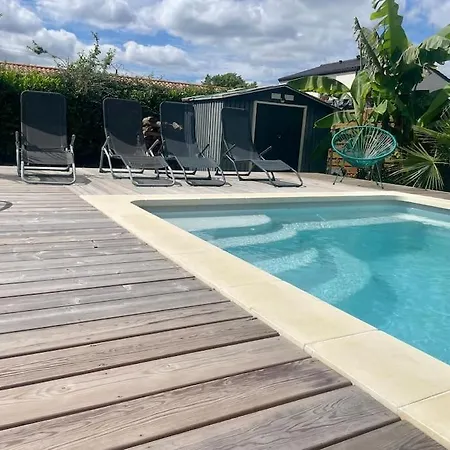 ヴィラ Lomali Maison Familiale Climatisee Piscine